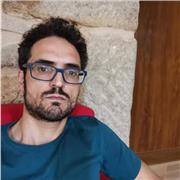 Músico formado en Conservatorio y con diferentes profesores, imparto clases de teoría, piano y batería